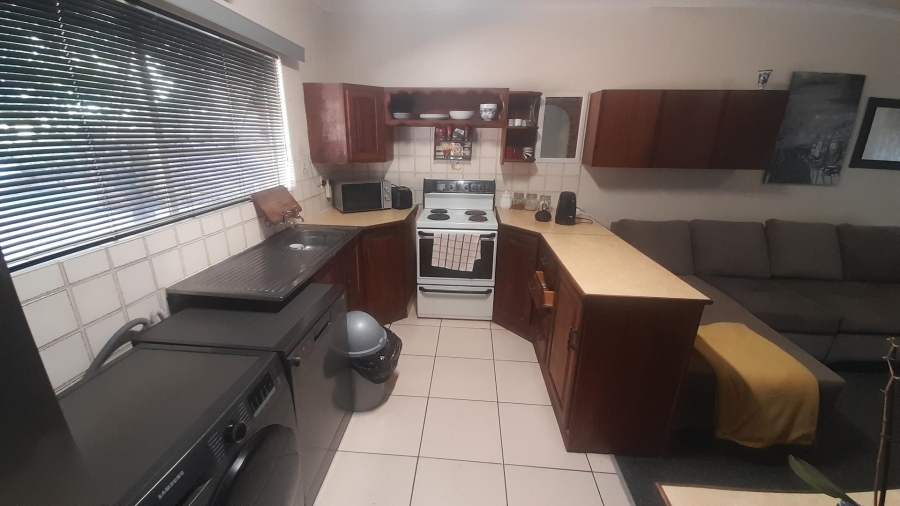 1 Bedroom Property for Sale in Meerhof North West